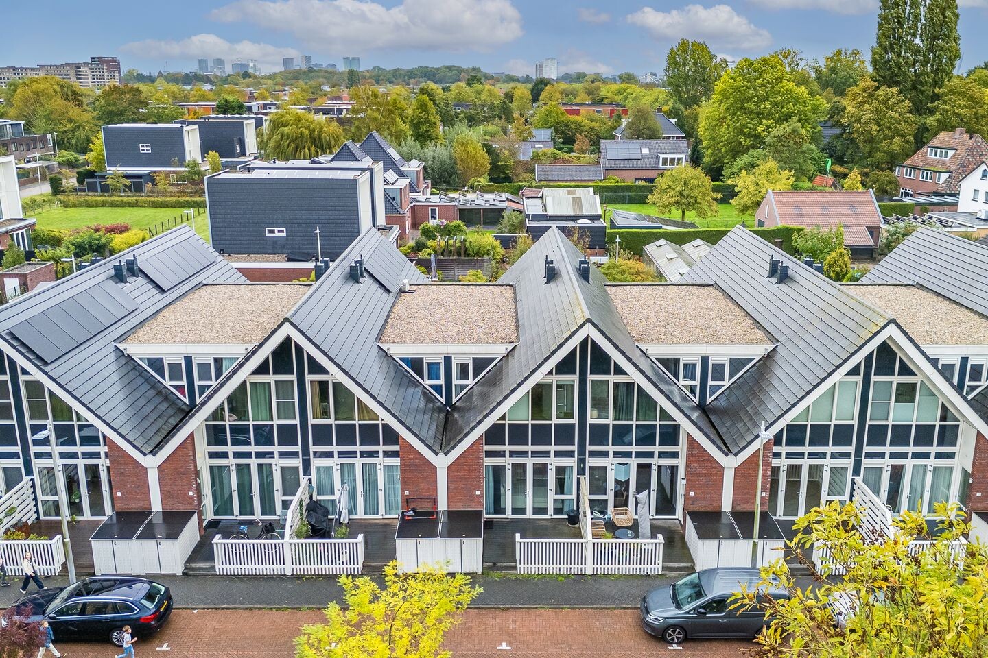 Tussenwoning te koop: Houtrakkade 7, De Meern
