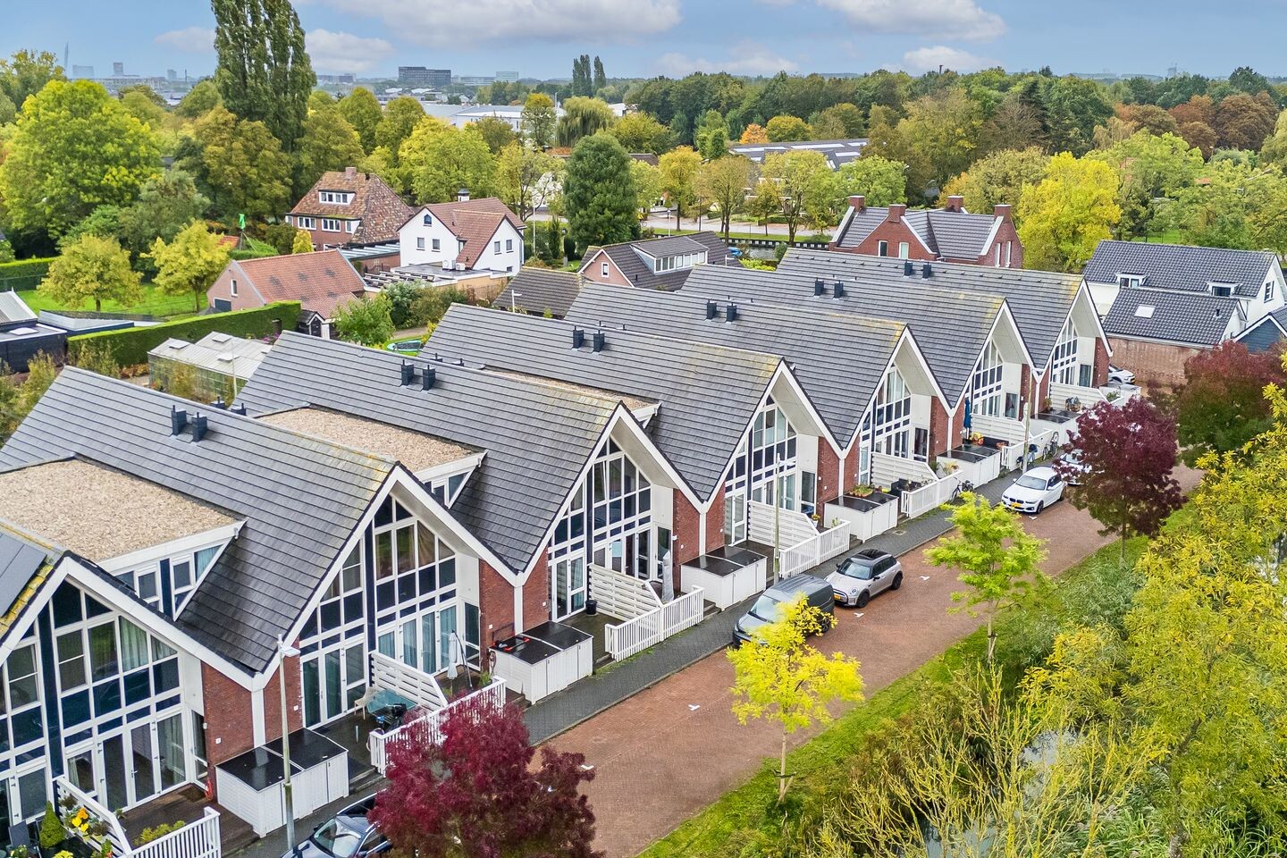 Tussenwoning te koop: Houtrakkade 7, De Meern