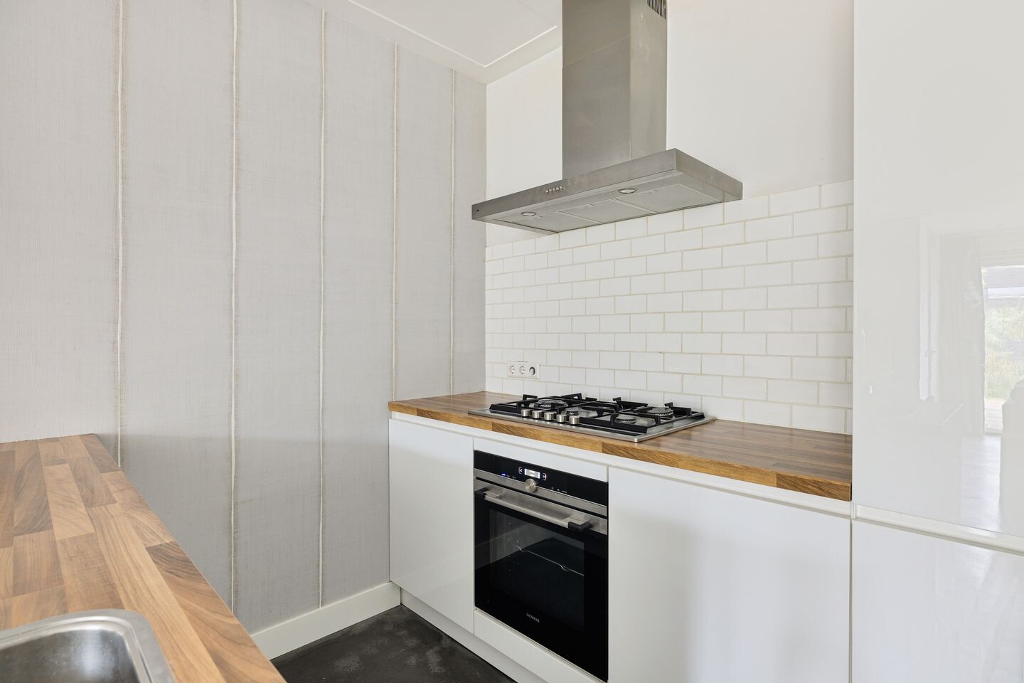 Tussenwoning te koop: Houtrakkade 7, De Meern