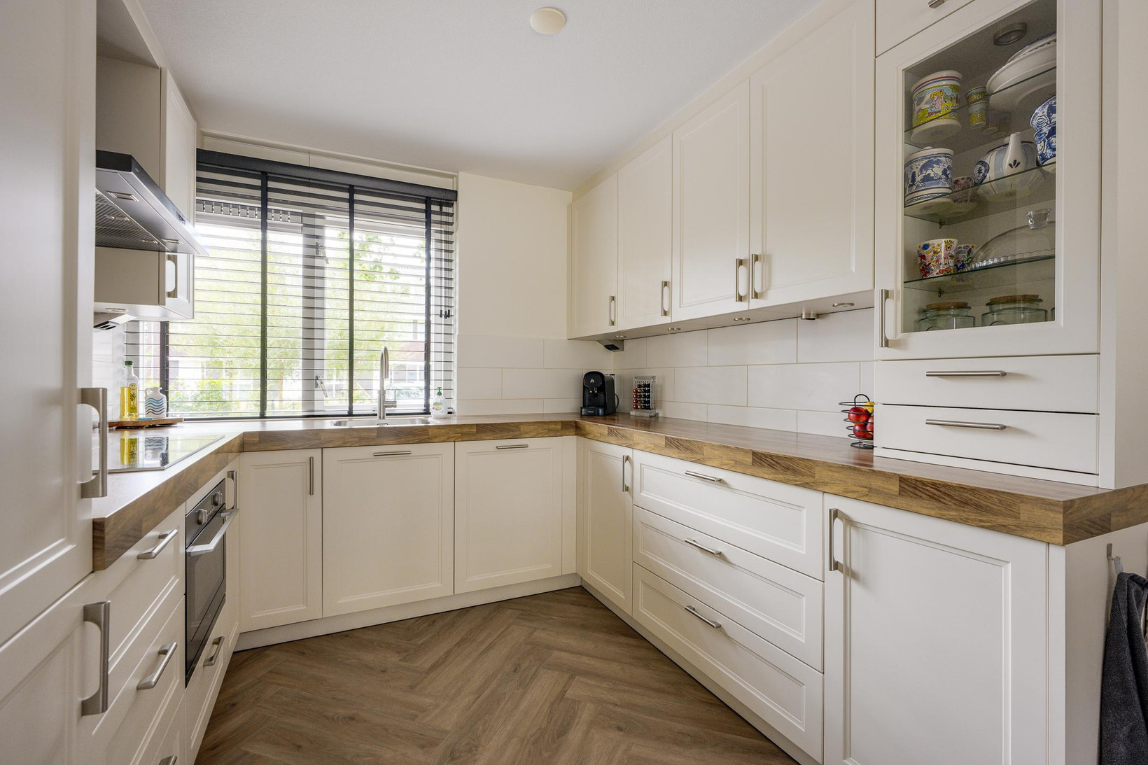 Tussenwoning te koop: Oosterlengte 27, De Meern