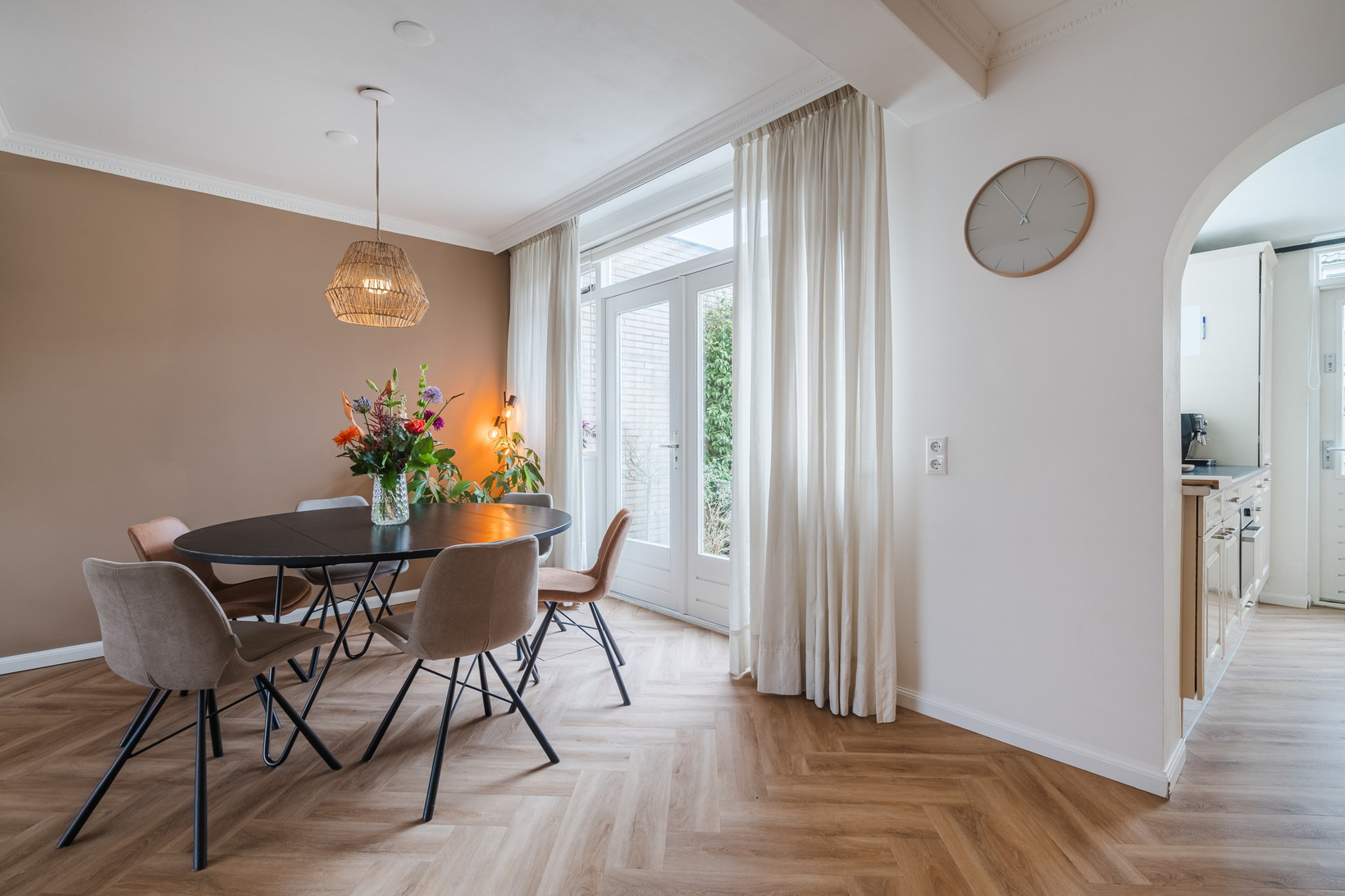 Tussenwoning te koop: Admiraal Helfrichstraat 11, De Meern