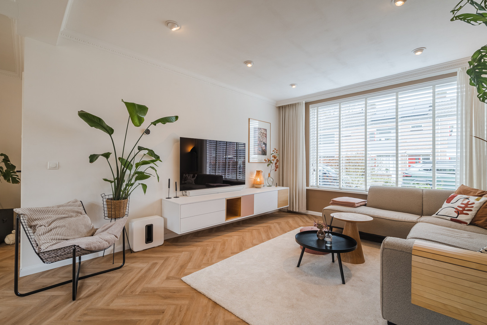 Tussenwoning te koop: Admiraal Helfrichstraat 11, De Meern
