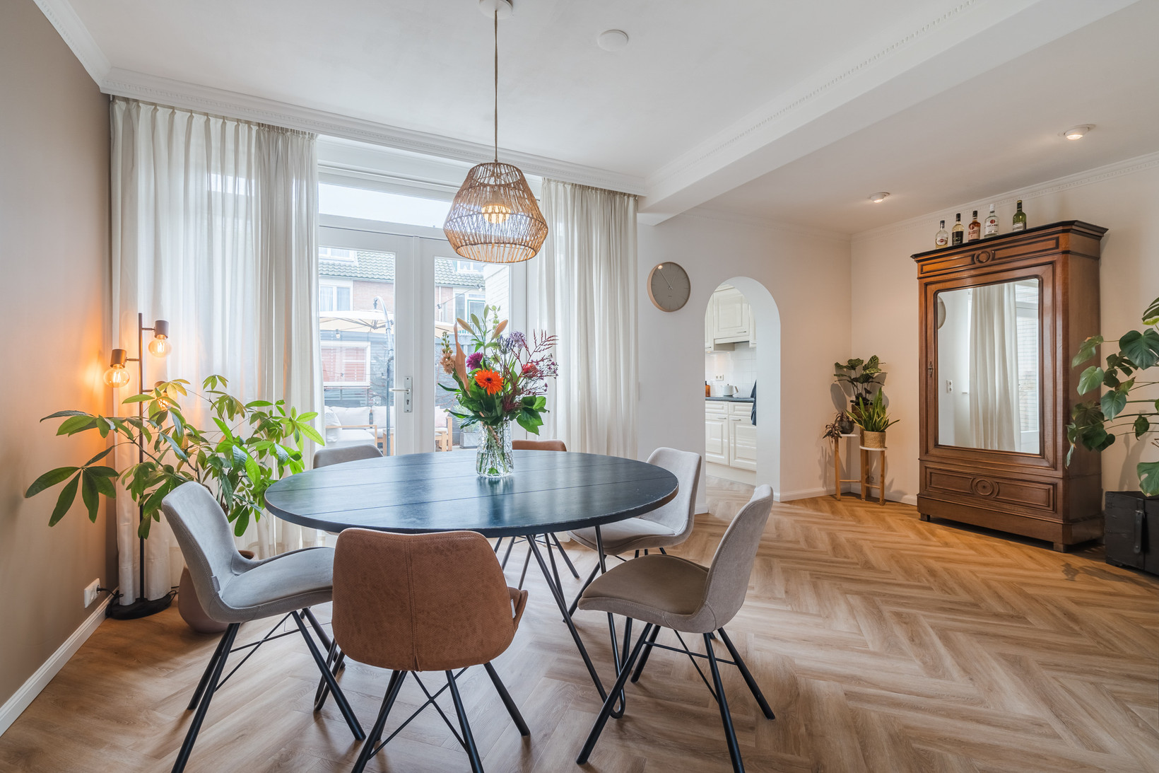 Tussenwoning te koop: Admiraal Helfrichstraat 11, De Meern