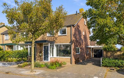 Esdoornstraat 15