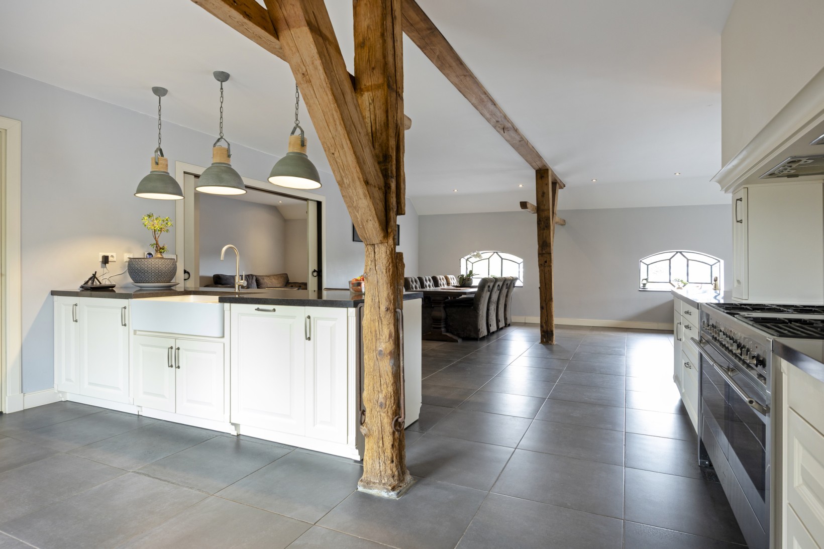Vrijstaande woning te koop: Hoofdweg 106, Zegveld