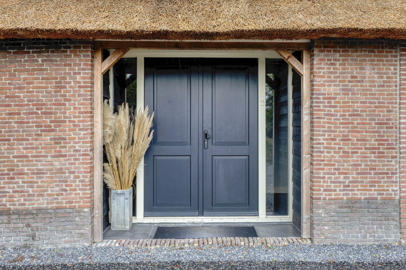 Vrijstaande woning te koop: Hoofdweg 106, Zegveld
