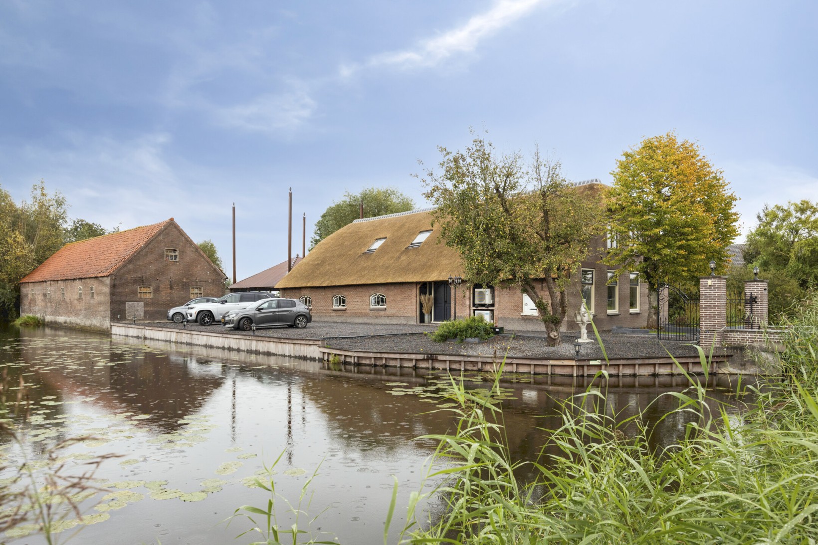 Vrijstaande woning te koop: Hoofdweg 106, Zegveld