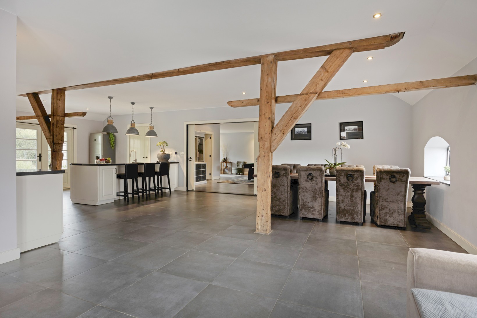 Vrijstaande woning te koop: Hoofdweg 106, Zegveld
