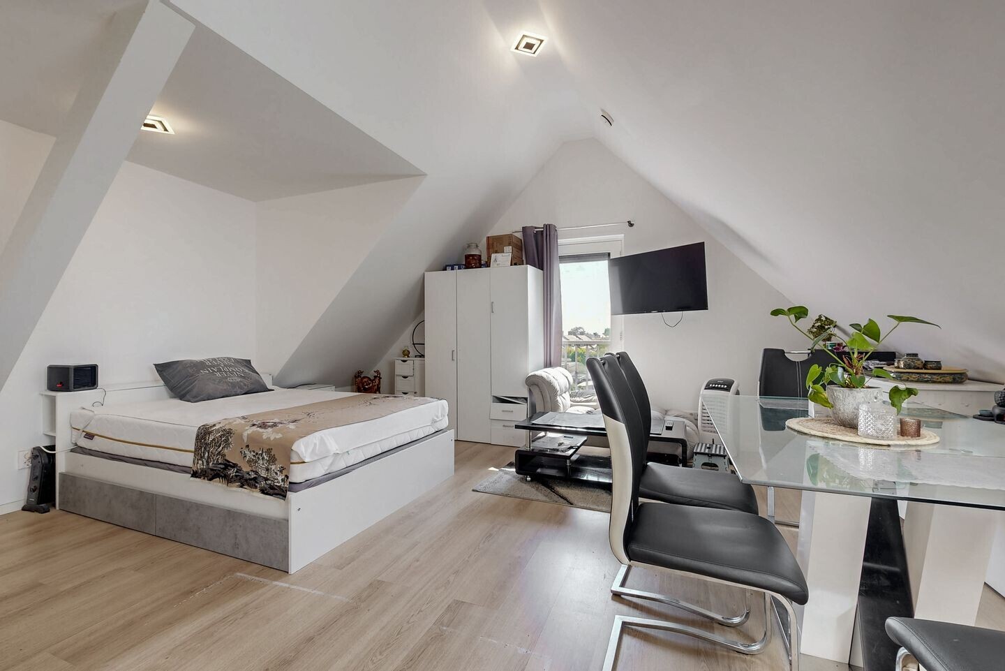 Studio te koop: Bernhardstraat 7B, Zegveld