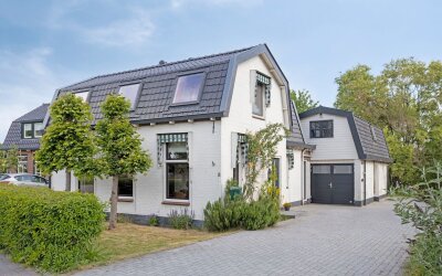 Leidsestraatweg 8
