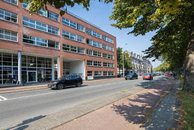 Catharijnes. 100-DM