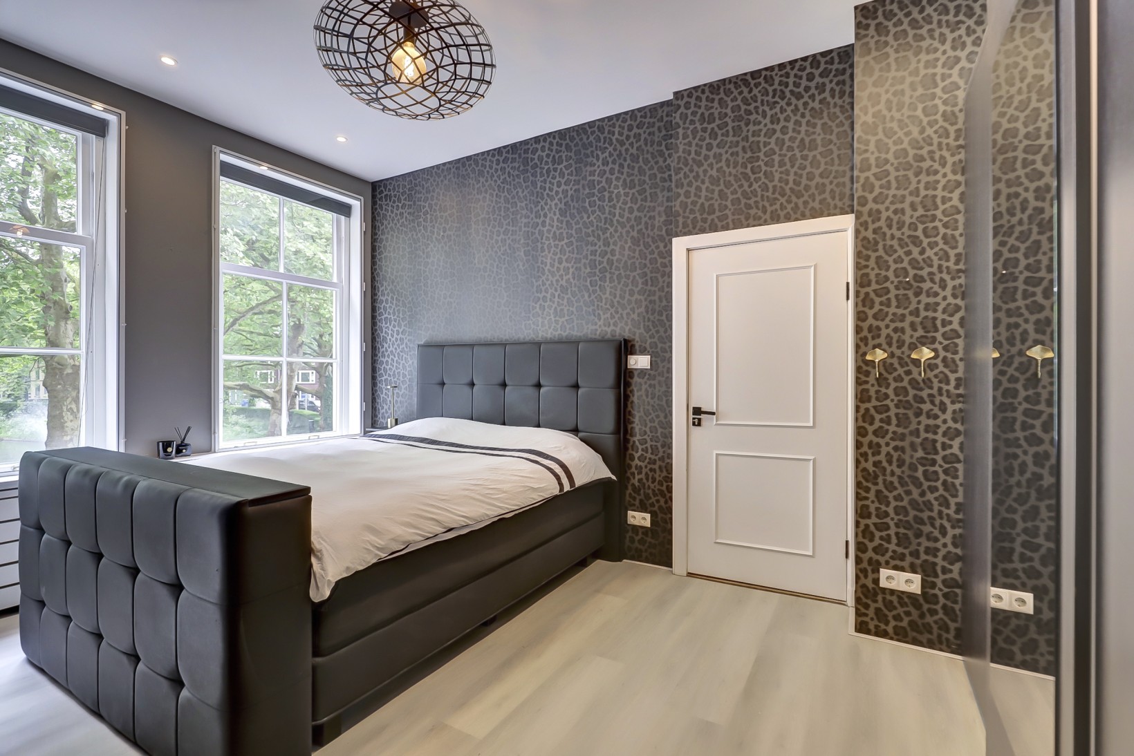 Tussenwoning te koop: Catharijnesingel 103, Utrecht