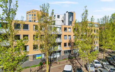 Henriëtte Roland Holststraat 34