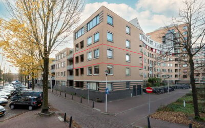 Henriëtte Roland Holststraat 38