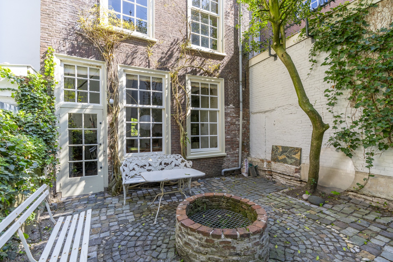 Tussenwoning te koop: Oudegracht 407, Utrecht