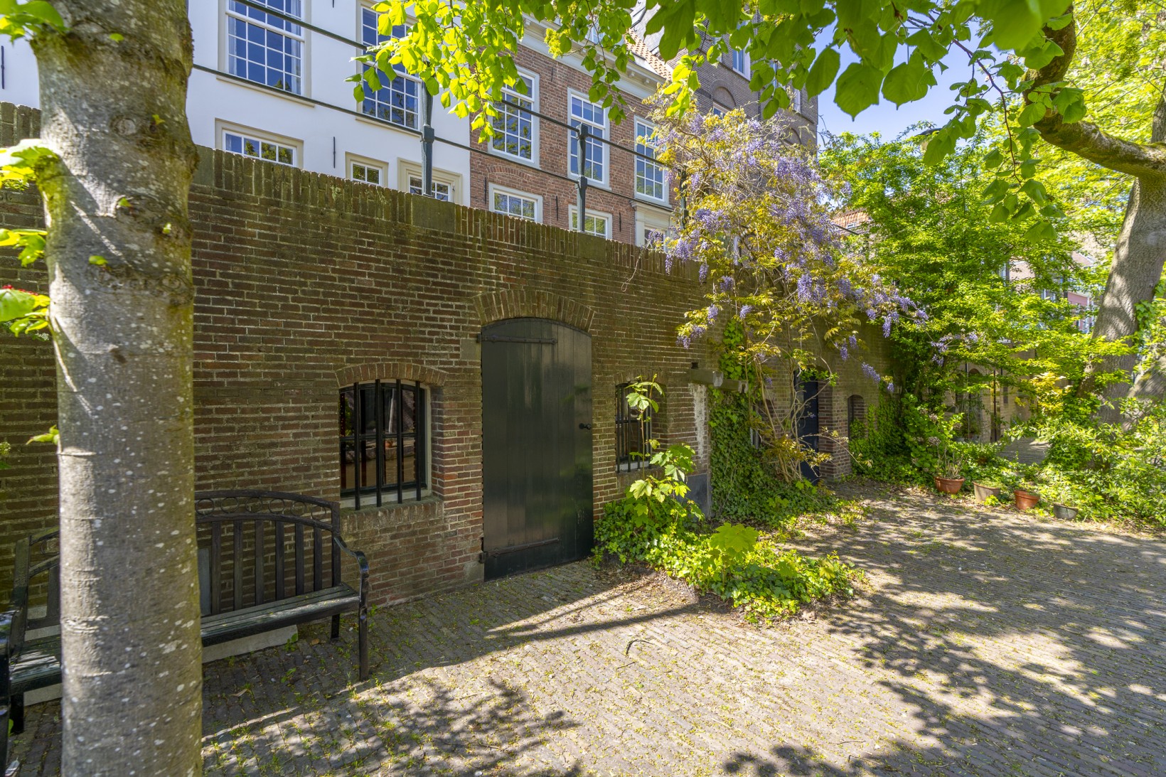 Tussenwoning te koop: Oudegracht 407, Utrecht