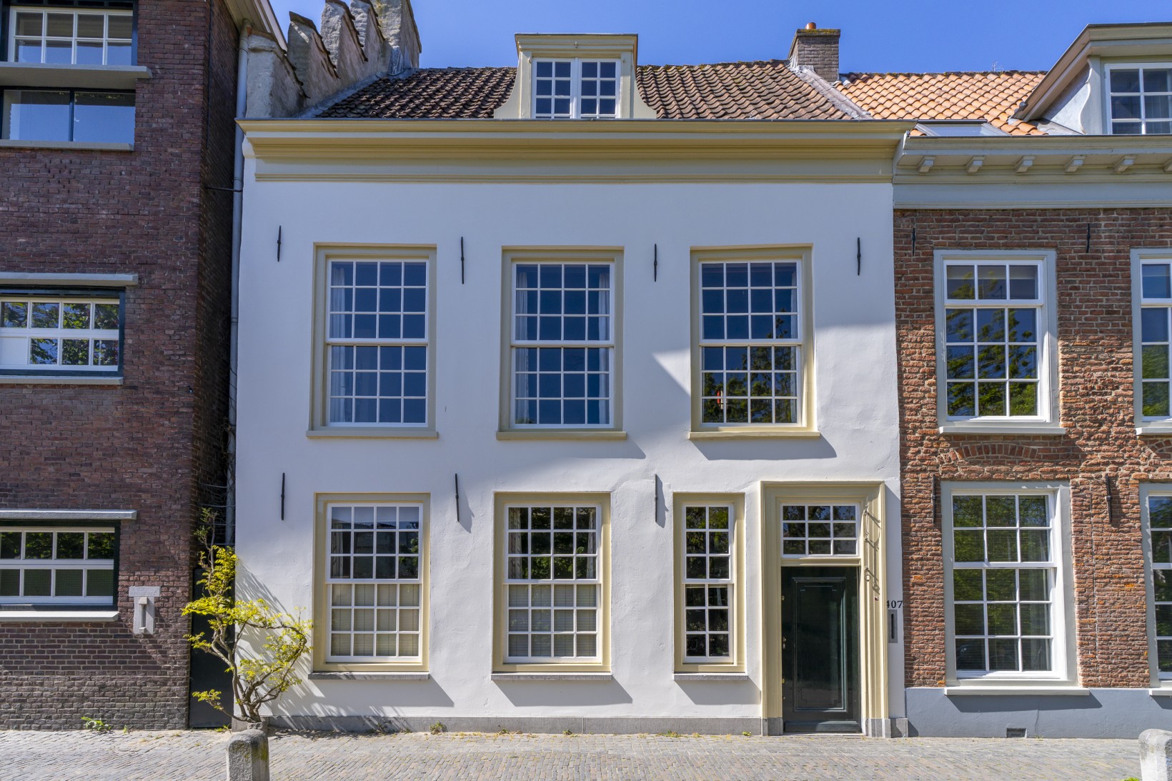 Tussenwoning te koop: Oudegracht 407, Utrecht