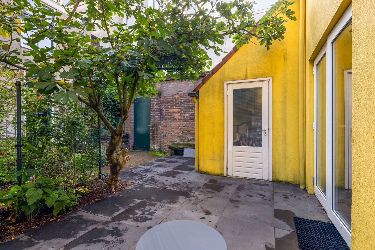 Twee-onder-één-kap te koop: Zwaansteeg 16, Utrecht