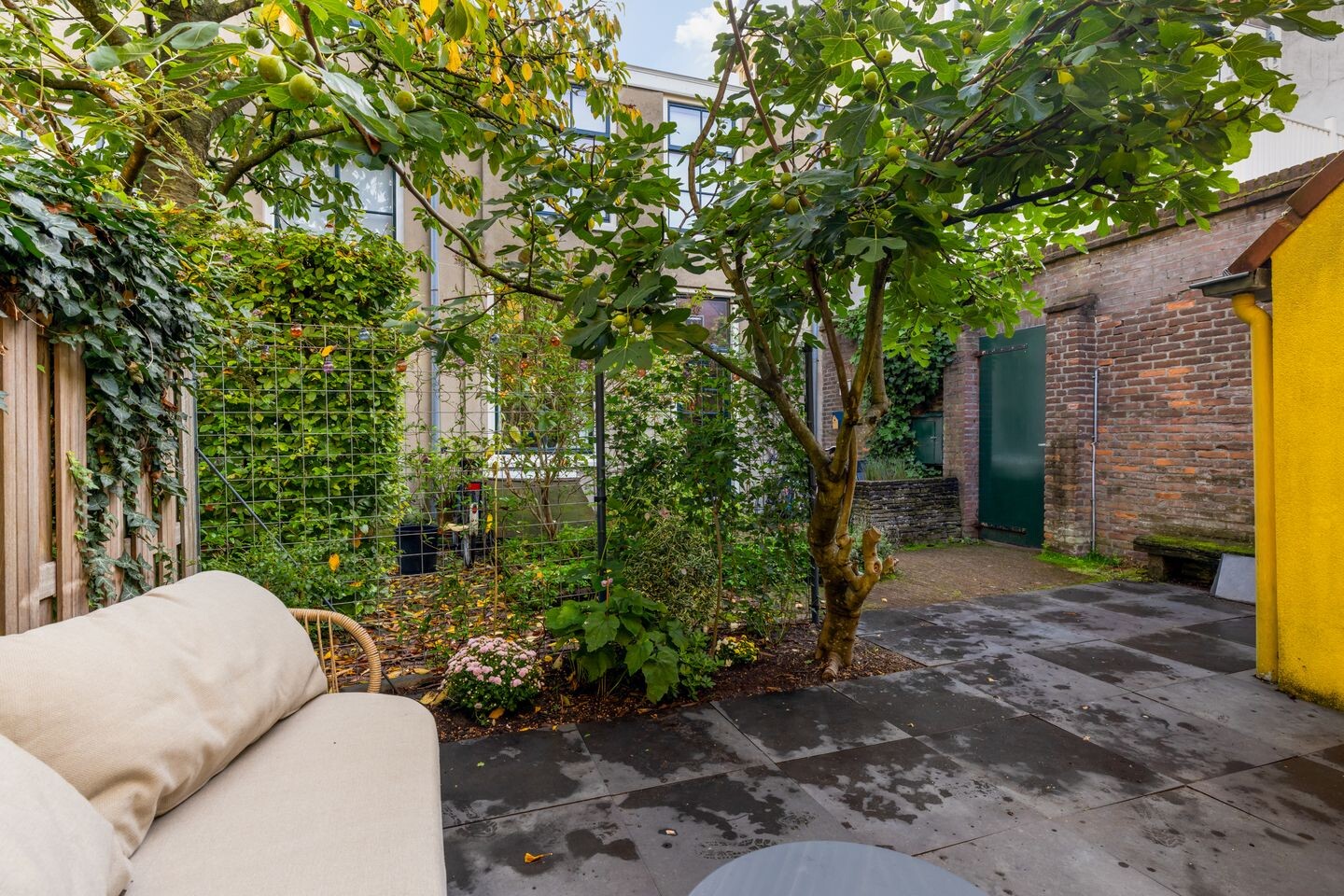 Twee-onder-één-kap te koop: Zwaansteeg 16, Utrecht