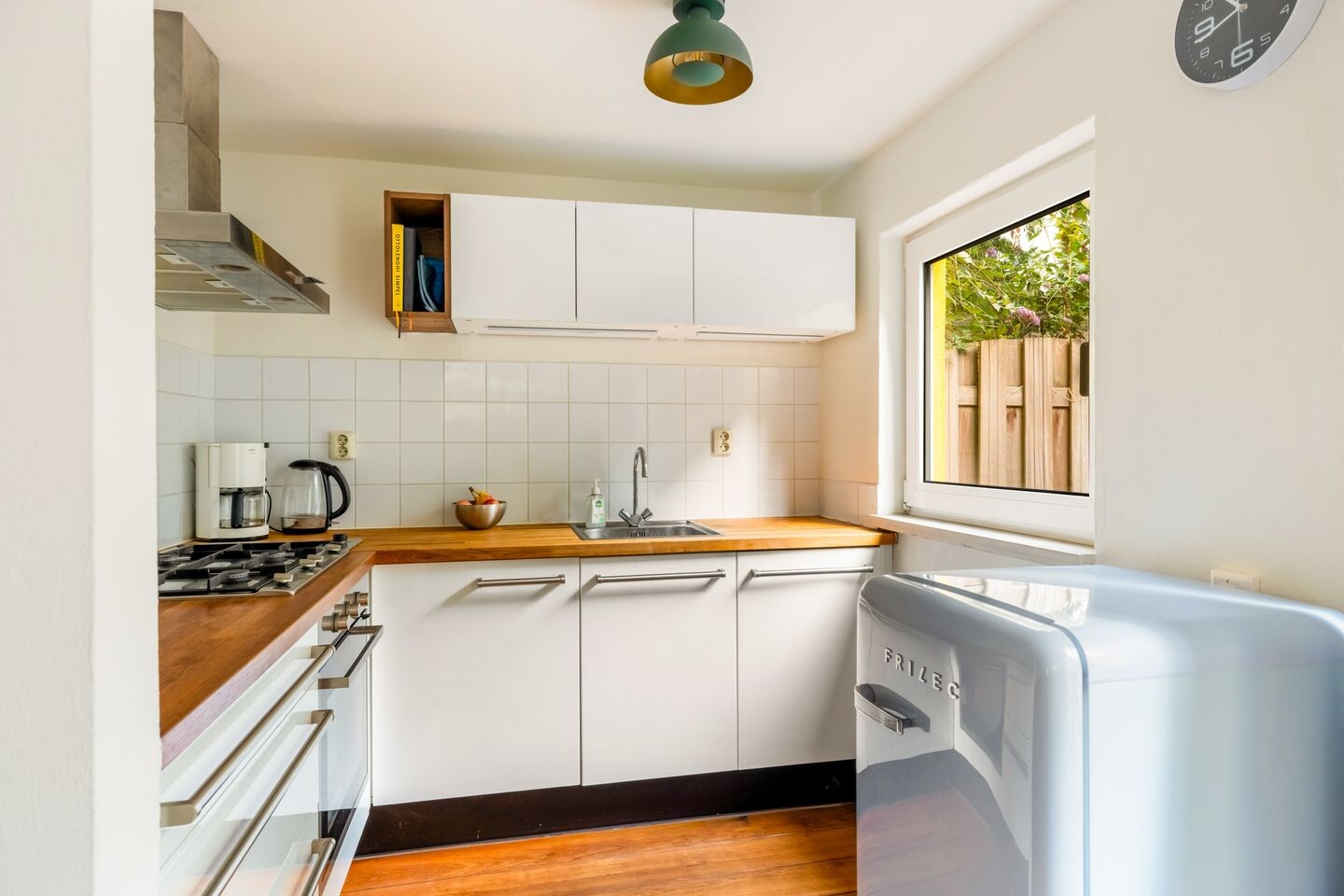 Twee-onder-één-kap te koop: Zwaansteeg 16, Utrecht