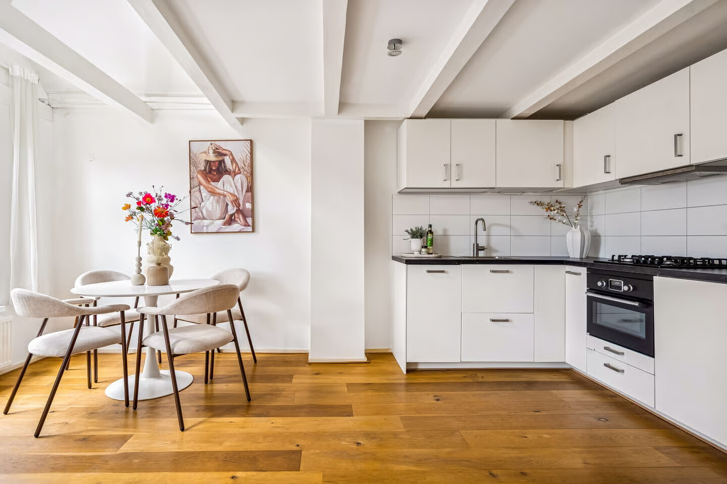 Studio te koop: Wittevrouwenstraat 28B, Utrecht