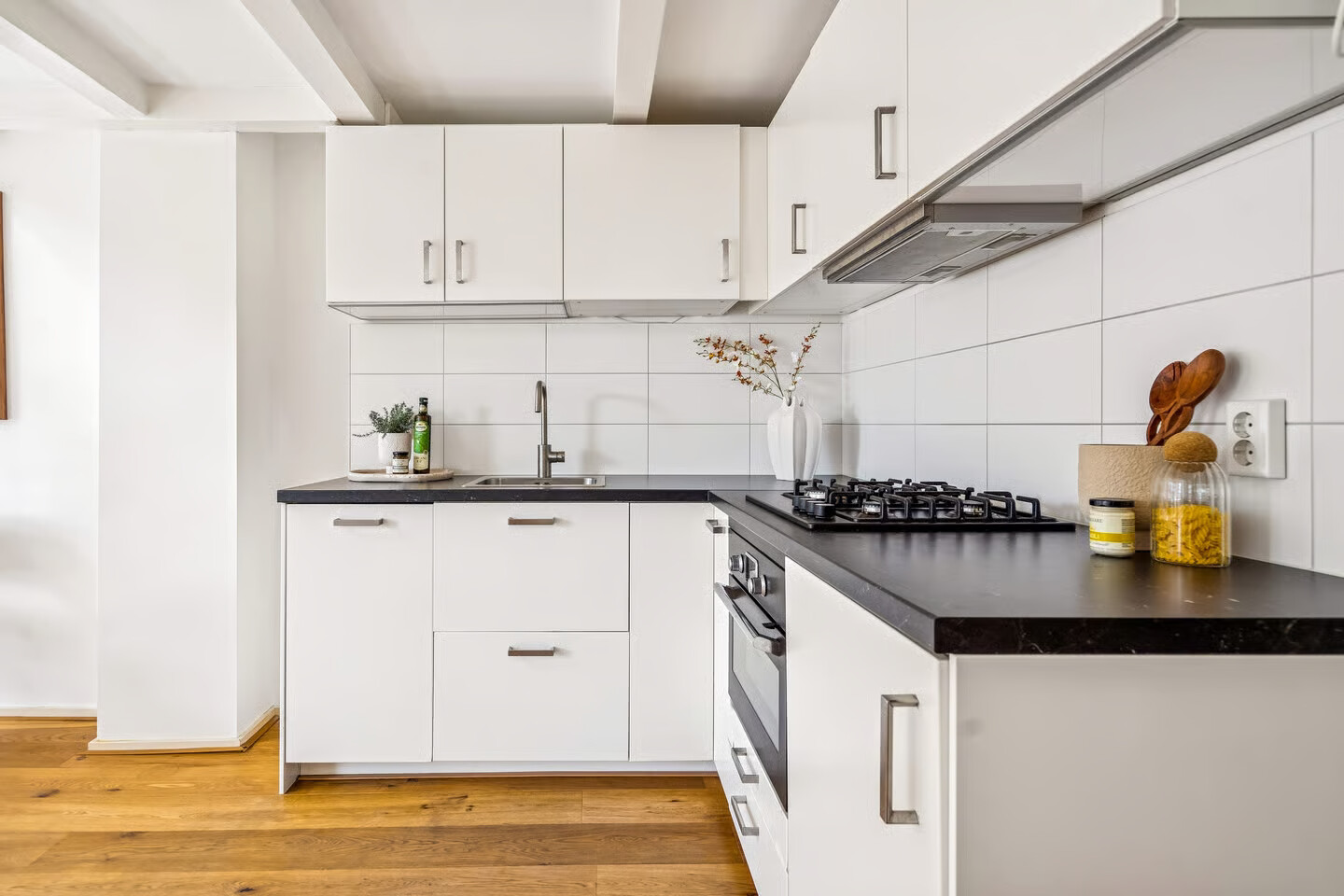 Studio te koop: Wittevrouwenstraat 28B, Utrecht