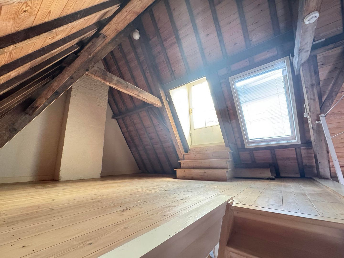 Appartement te huur: Kromme Nieuwegracht 11B, Utrecht