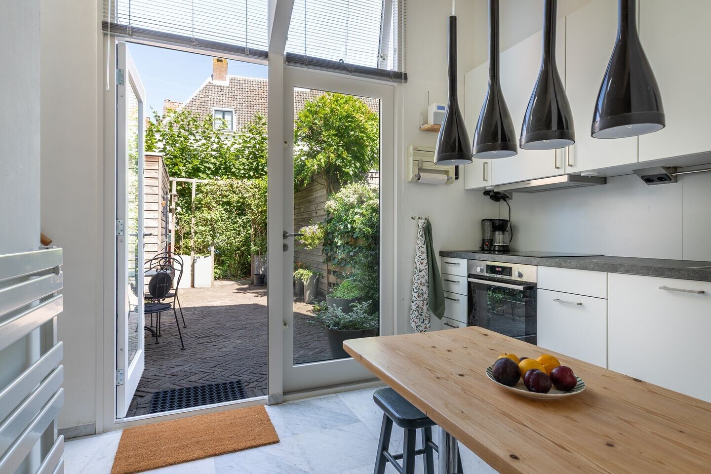 Tussenwoning te koop: Pieterskerkhof 19A, Utrecht