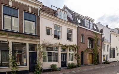 Vrouwjuttenstraat 7