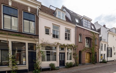 Vrouwjuttenstraat 7