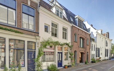 Vrouwjuttenstraat 7