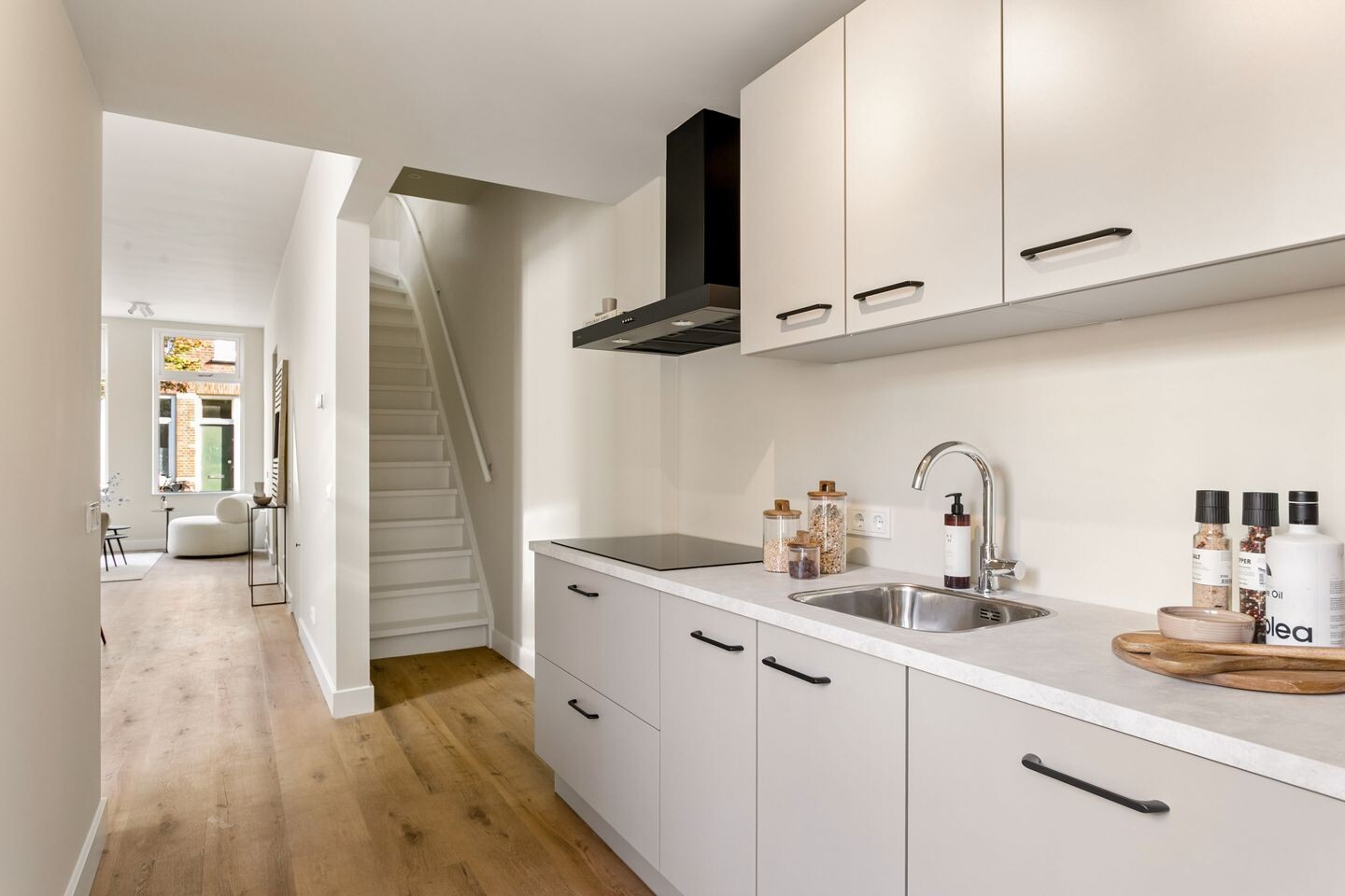 Tussenwoning te koop: Otterstraat 60, Utrecht