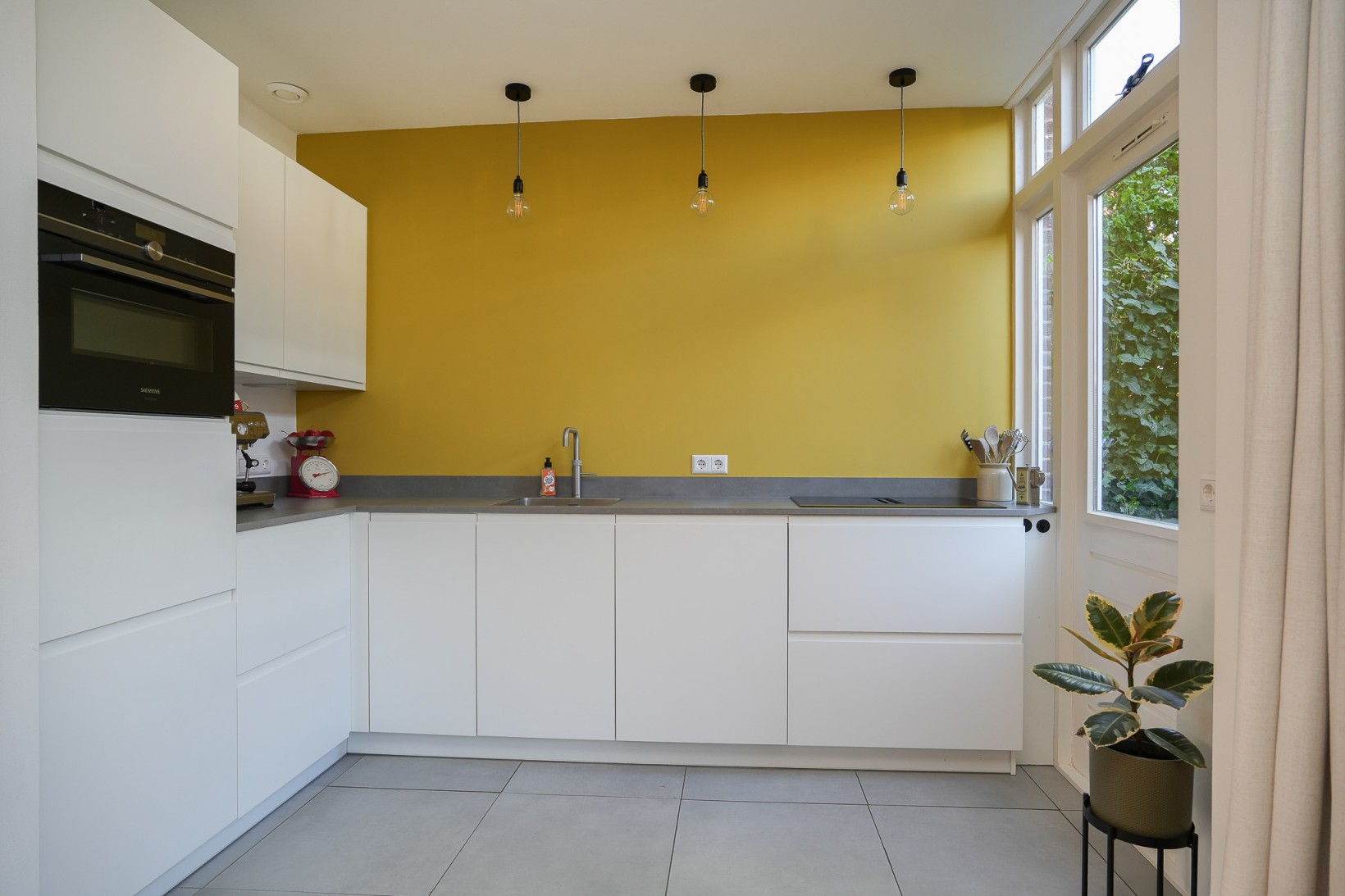 Tussenwoning te koop: Pieter Nieuwlandstraat 74, Utrecht