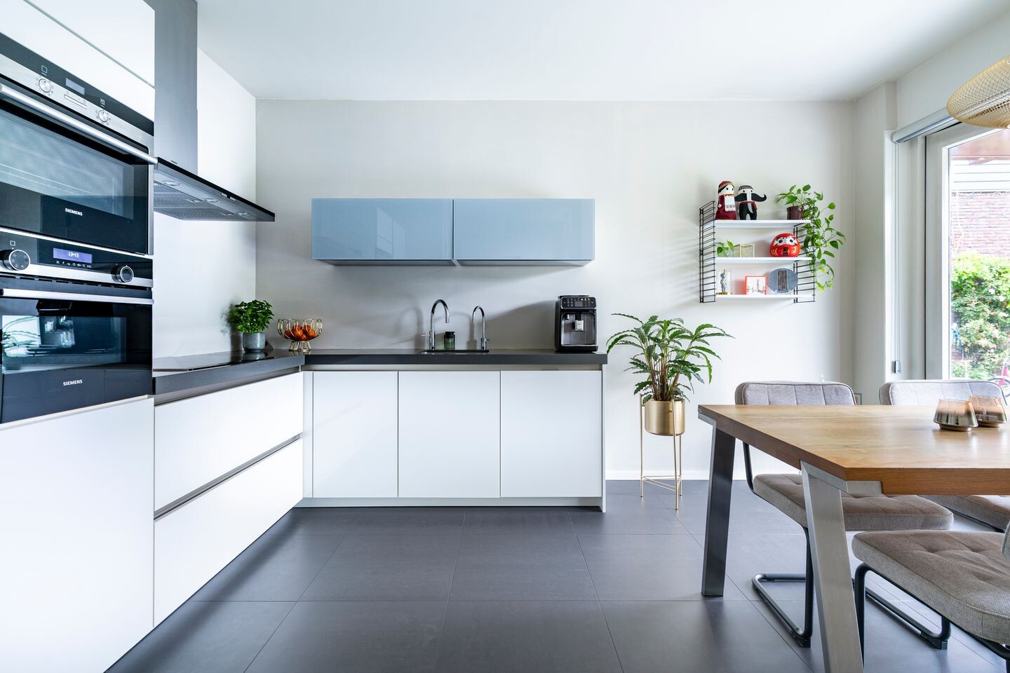 Hoekwoning te koop: Troelstralaan 76, Utrecht