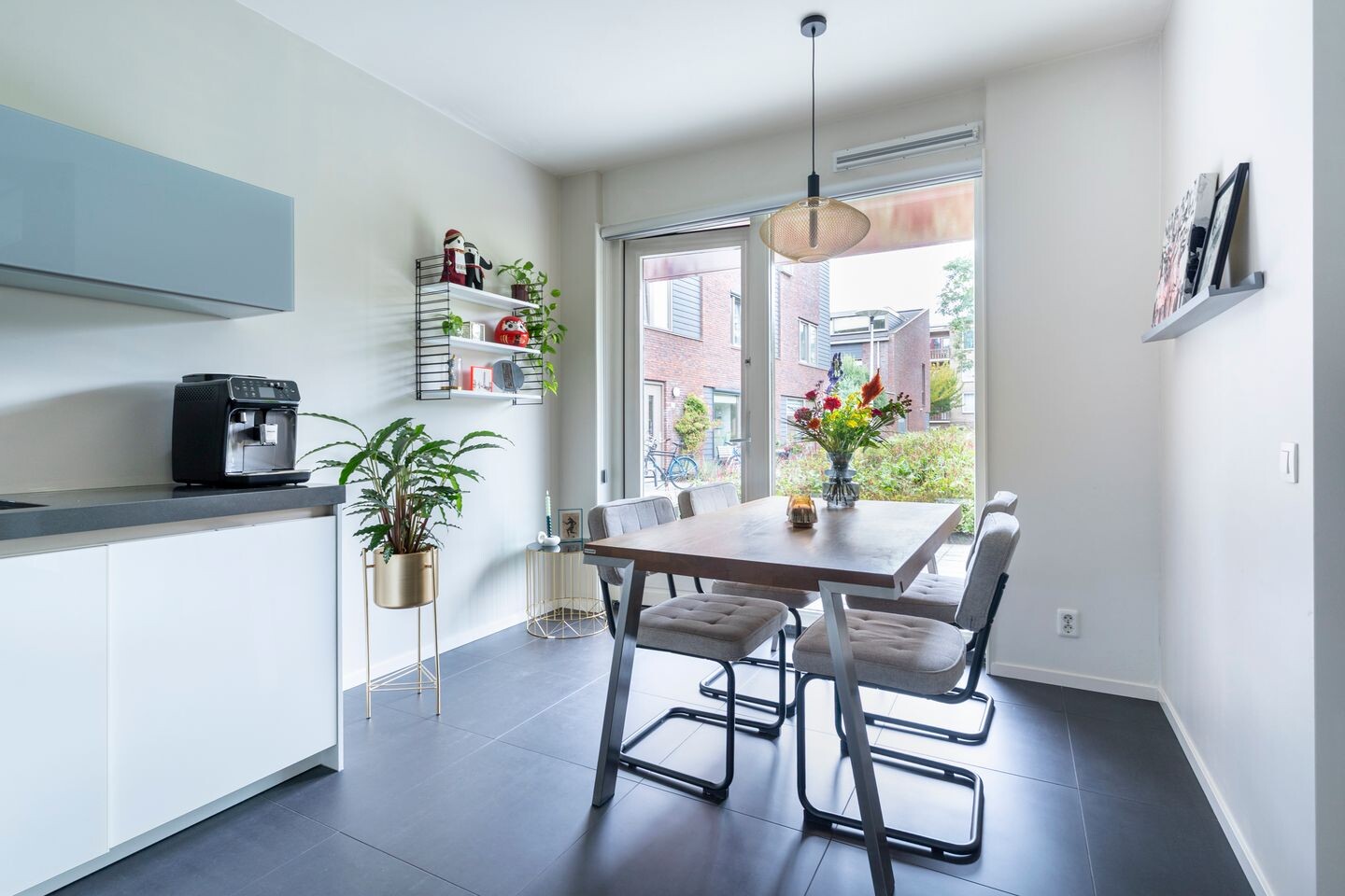 Hoekwoning te koop: Troelstralaan 76, Utrecht