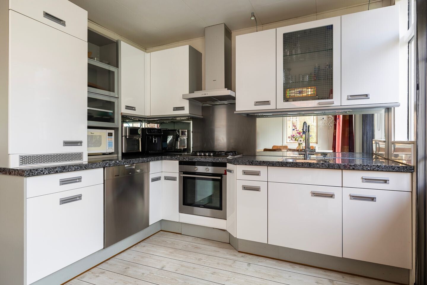 Hoekwoning te koop: Adriaen Beyerkade 22, Utrecht
