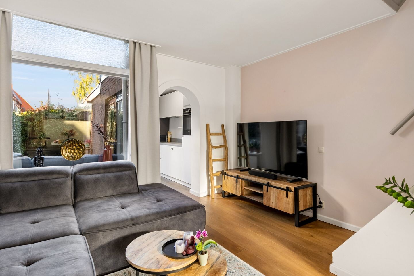 Tussenwoning te koop: Amaliadwarsstraat 9, Utrecht