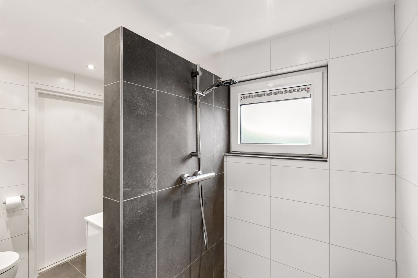 Tussenwoning te koop: Amaliadwarsstraat 9, Utrecht