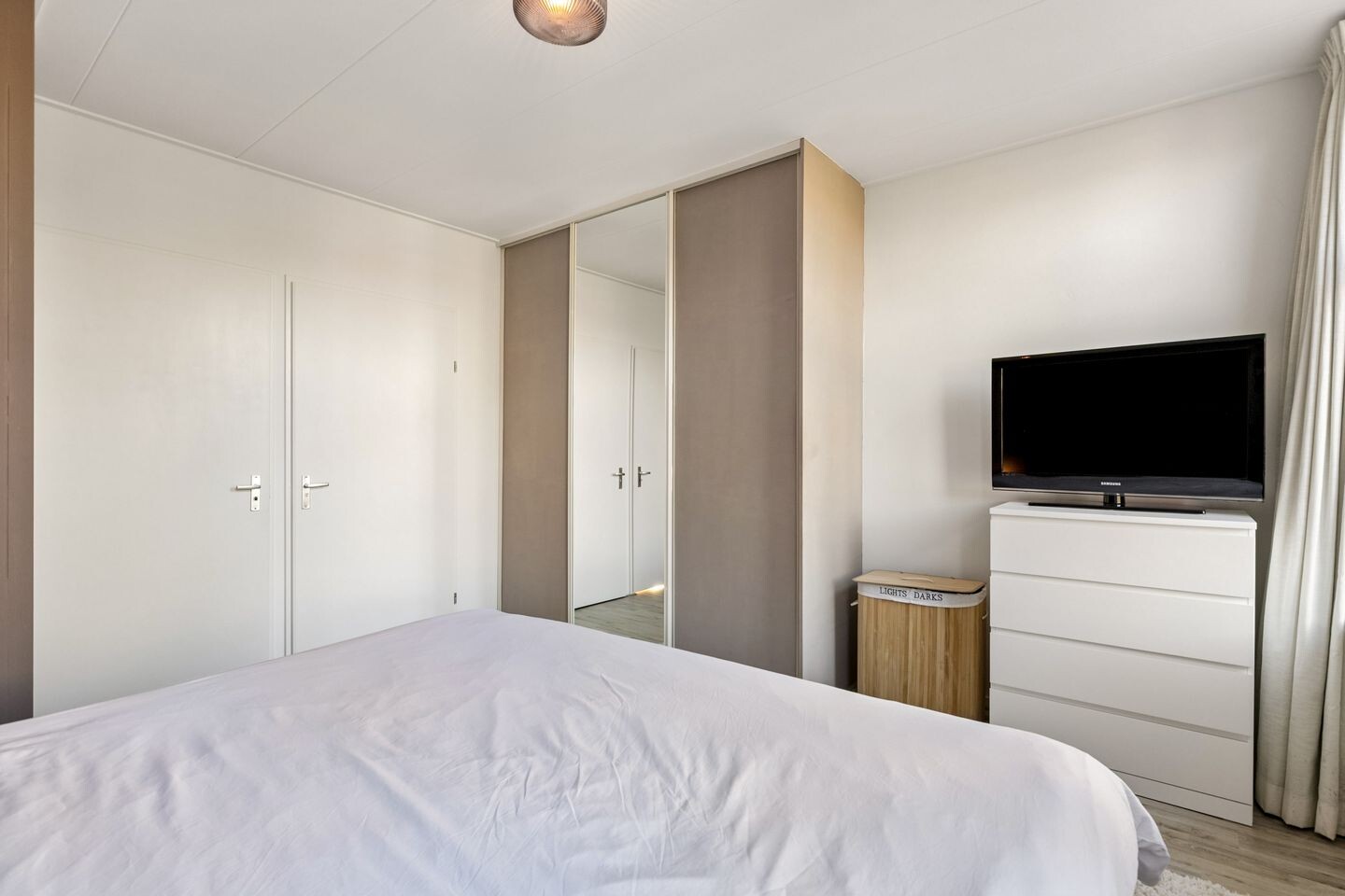 Tussenwoning te koop: Amaliadwarsstraat 9, Utrecht