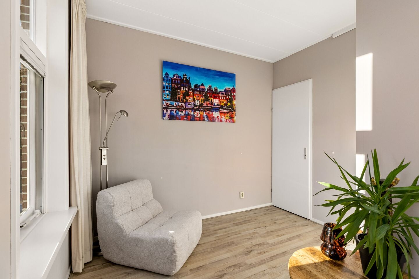 Tussenwoning te koop: Amaliadwarsstraat 9, Utrecht