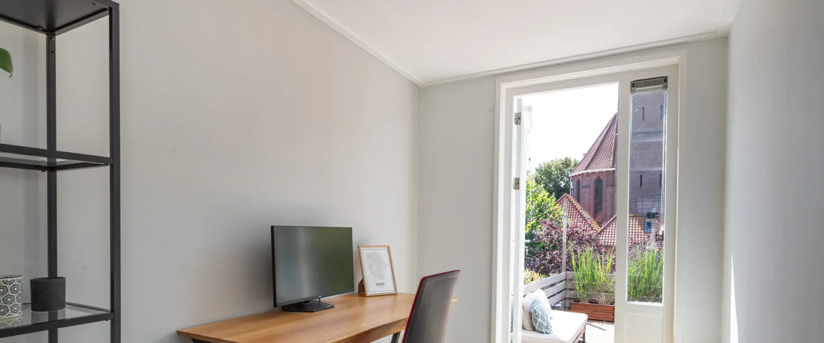 Tussenwoning te koop: Amaliastraat 68, Utrecht
