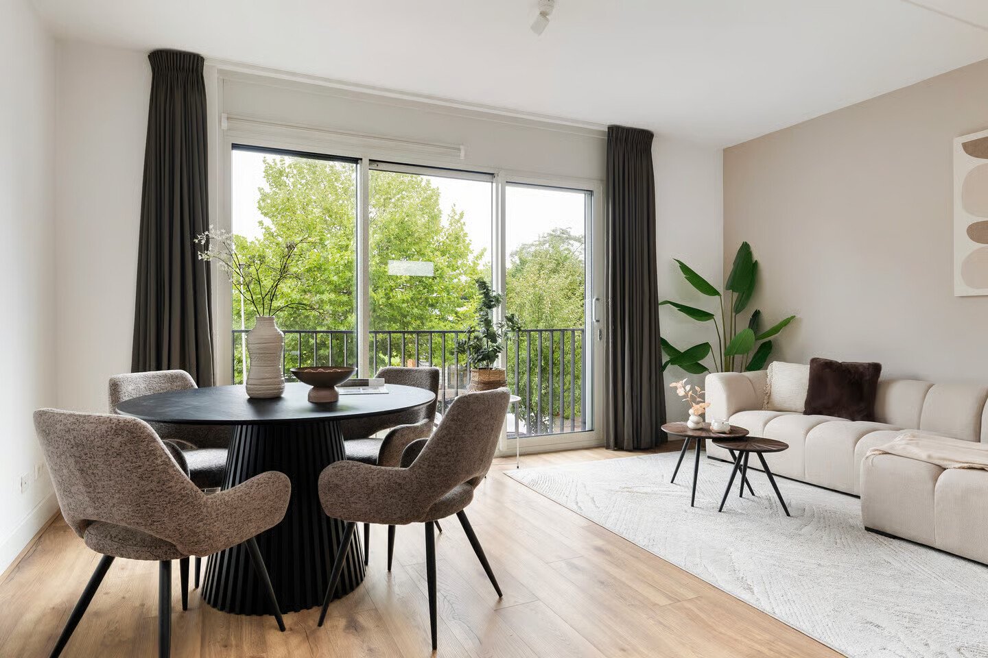 Tussenwoning te koop: Rijnhuizenlaan 19, Utrecht