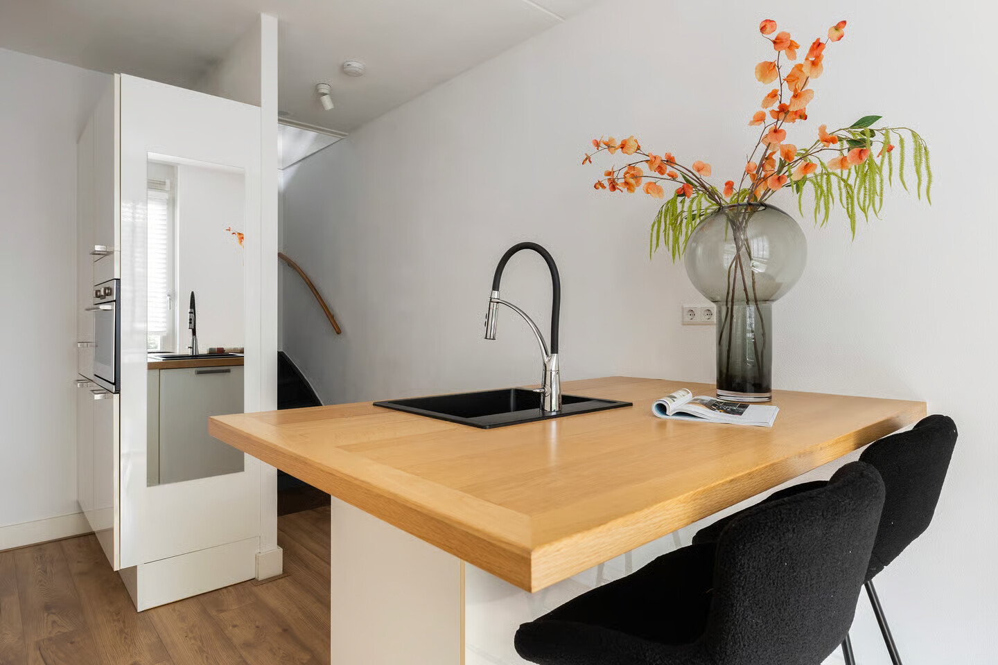 Tussenwoning te koop: Rijnhuizenlaan 19, Utrecht