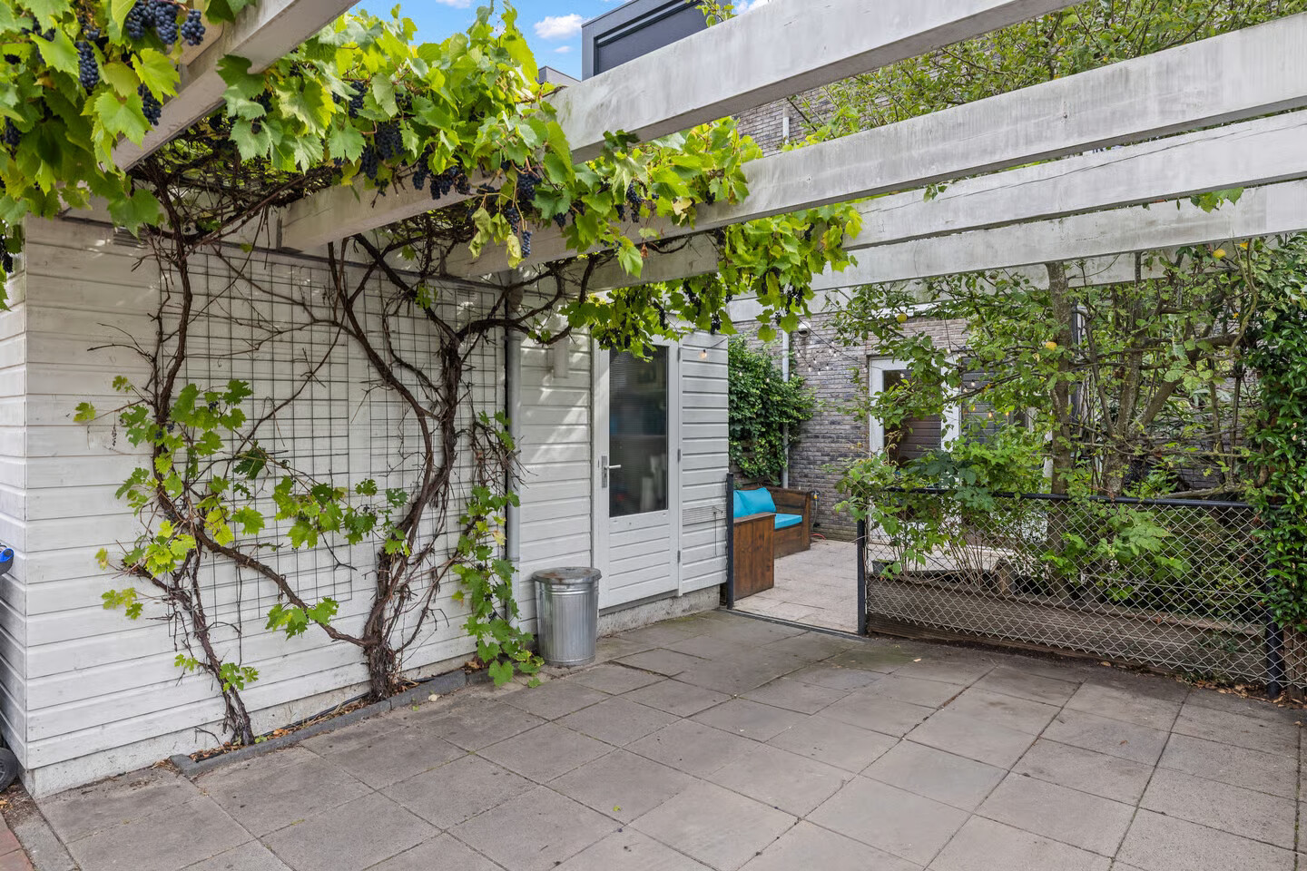 Tussenwoning te koop: Roelof Drosthof 17, Utrecht