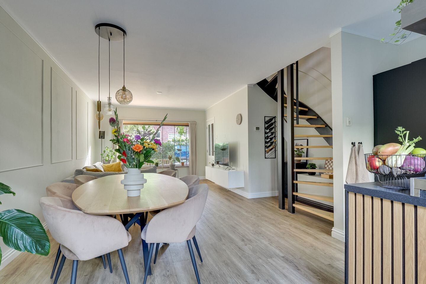 Tussenwoning te koop: Hoogravenseweg 119, Utrecht