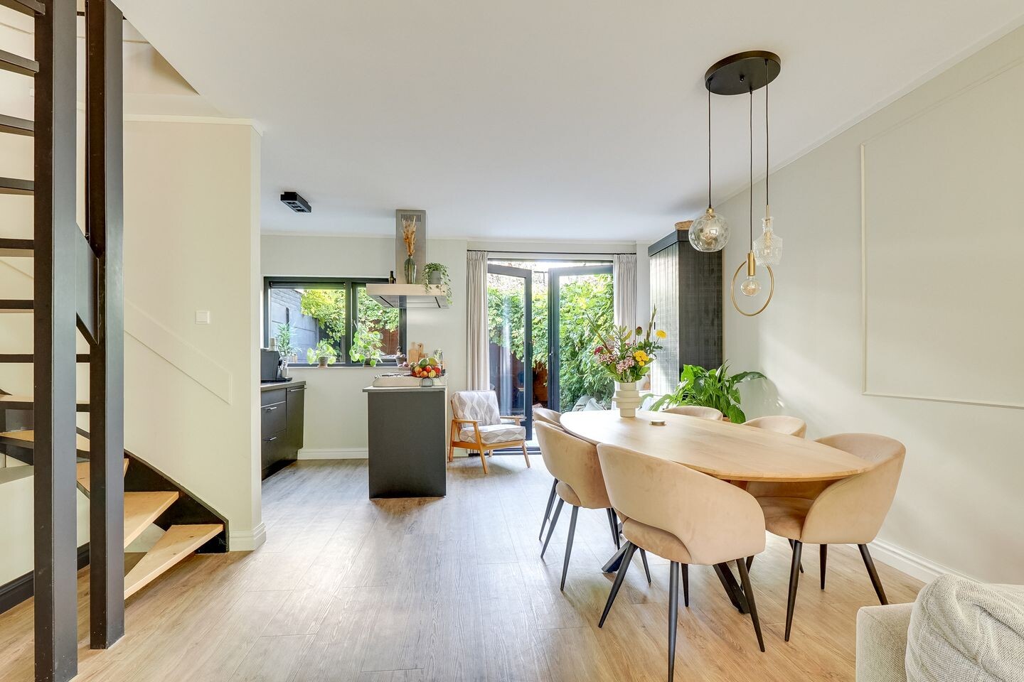Tussenwoning te koop: Hoogravenseweg 119, Utrecht