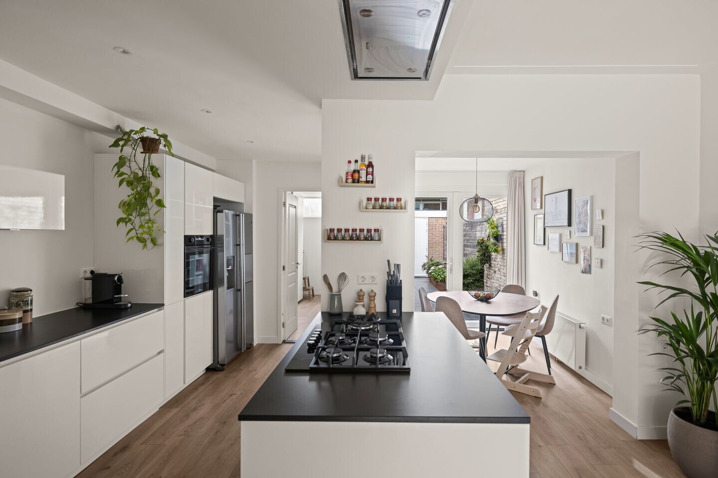Tussenwoning te koop: Hoogravenseweg 135, Utrecht