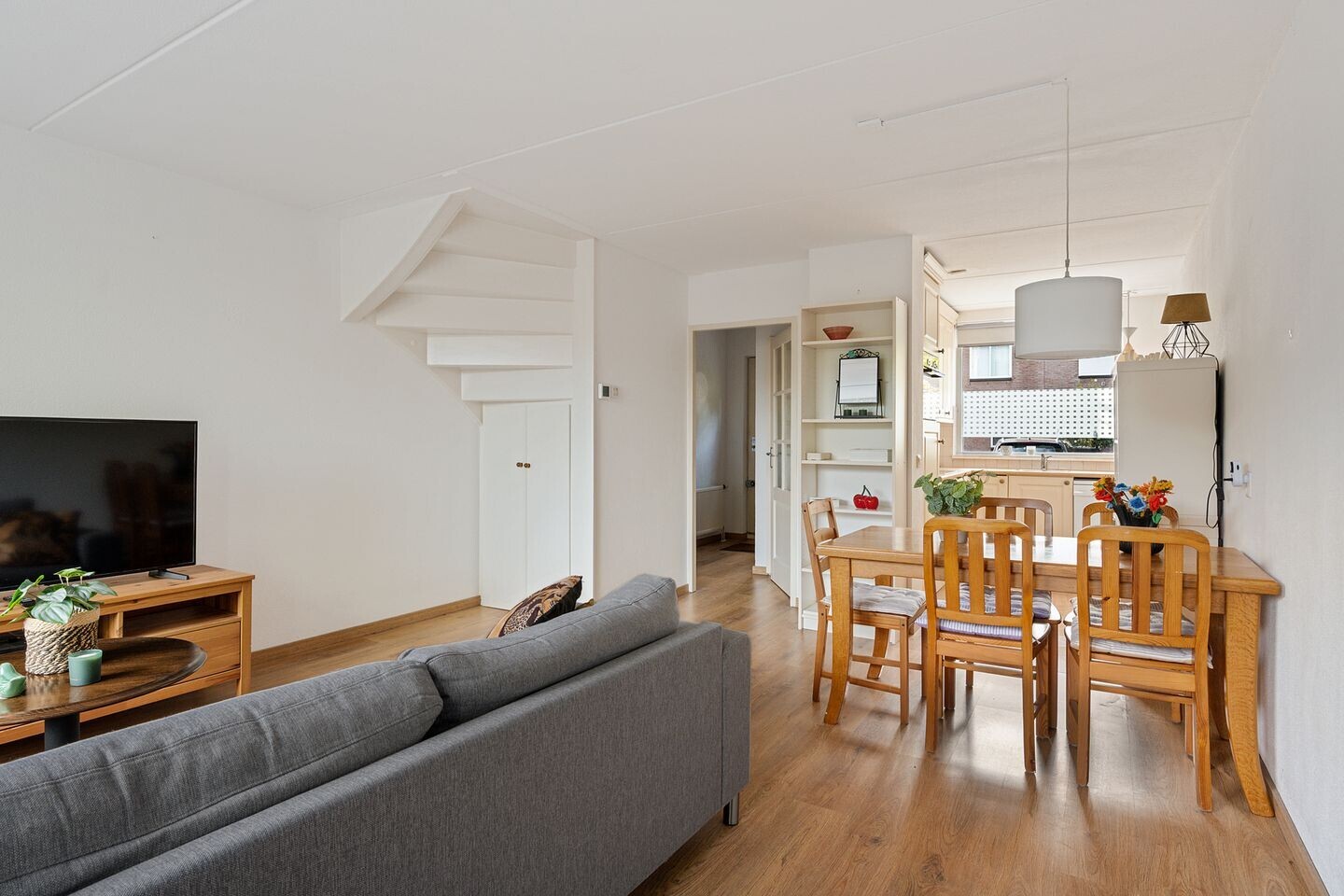 Tussenwoning te koop: Filipijnen 64, Utrecht