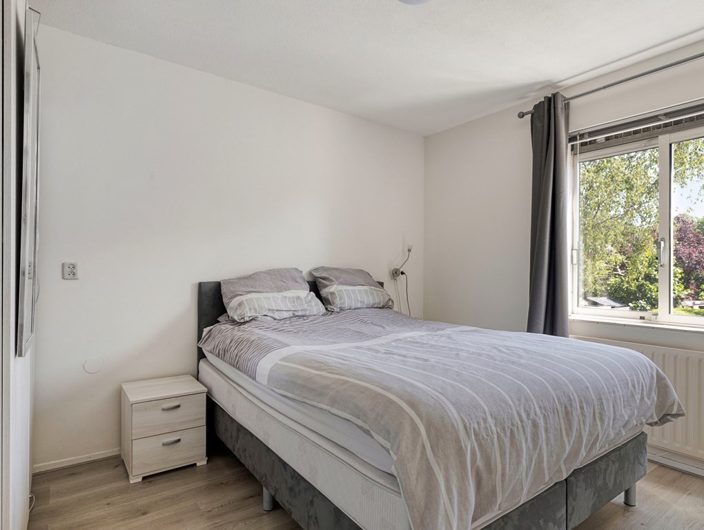 Tussenwoning te koop: Amerongseberg 33, Utrecht