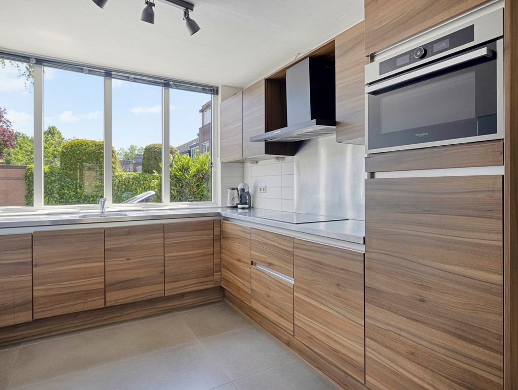 Tussenwoning te koop: Amerongseberg 33, Utrecht